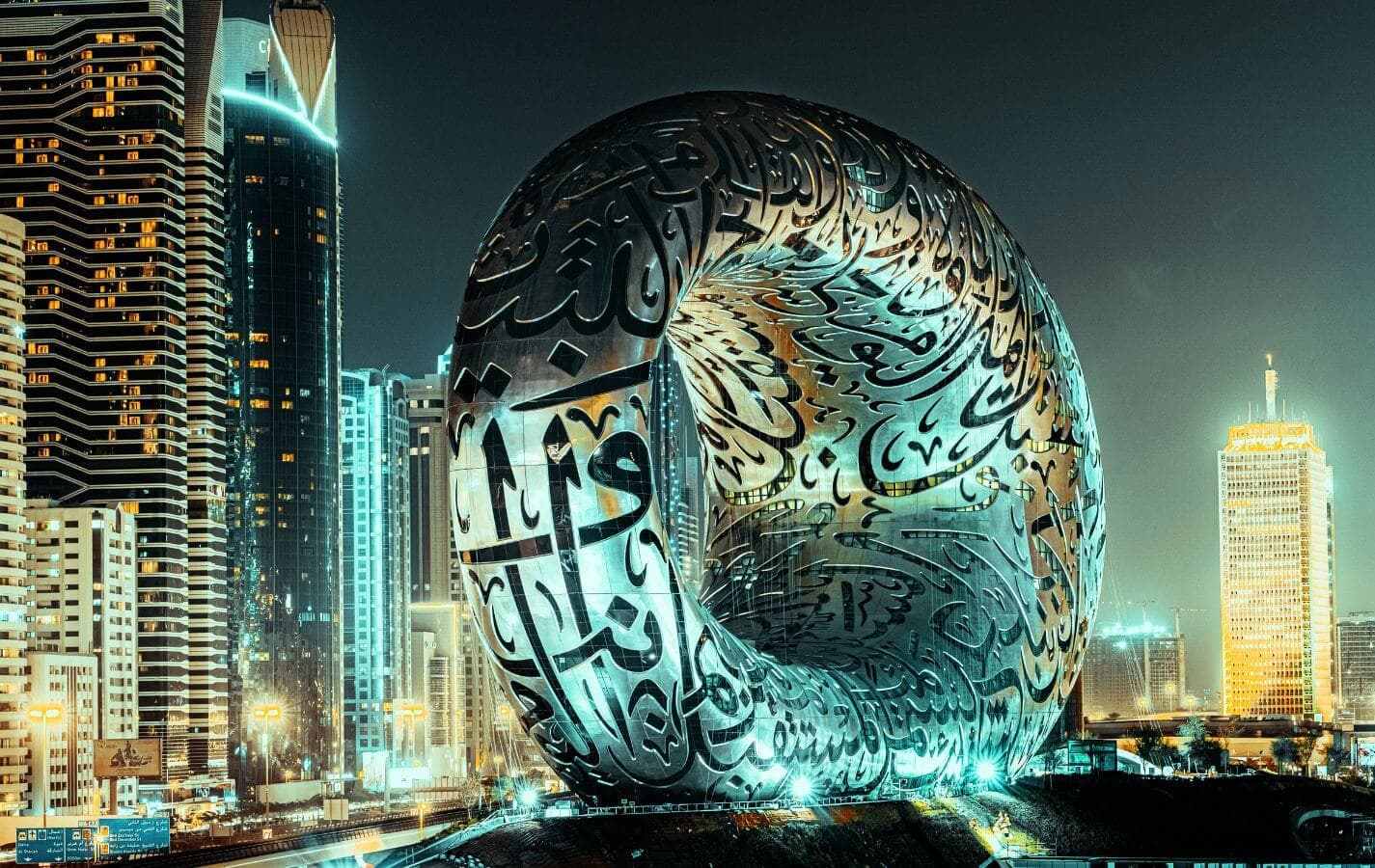 UAE real estate market attracts Chinese investors amidst fierce competition